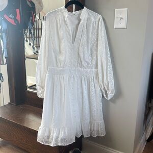 White lacy dress Baltic Born xl